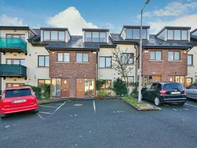 7 Slade Castle View Saggart Co Dublin