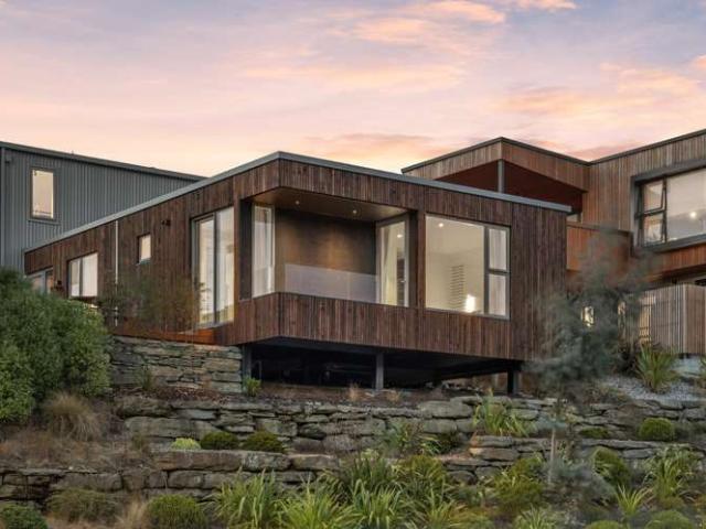 7 Tuke Lane, Wanaka