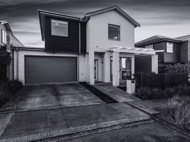 7 Te Aho Matua Road, Hobsonville, Waitakere City For Sale