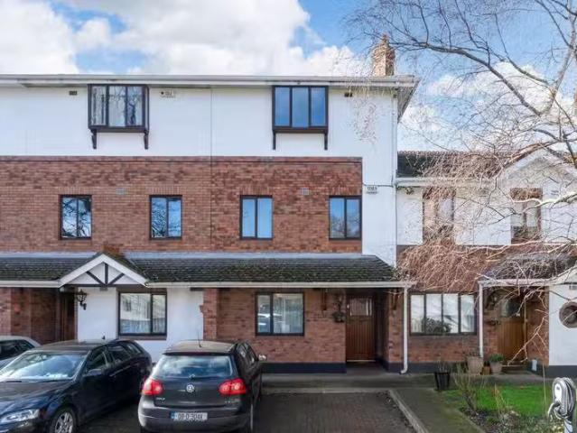 7 Temple Square, Temple Road, Dartry, Dublin 6, D06Y663 is for.
