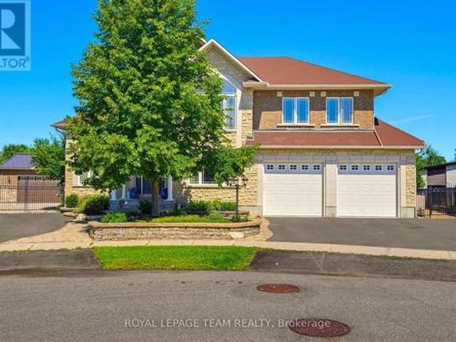 7 Tradewinds Drive, Ottawa, ON, K2G 6Y4 Luxury House for sale | Listing ID X13597 | Royal LePage Carriage Trade Luxury Properties
