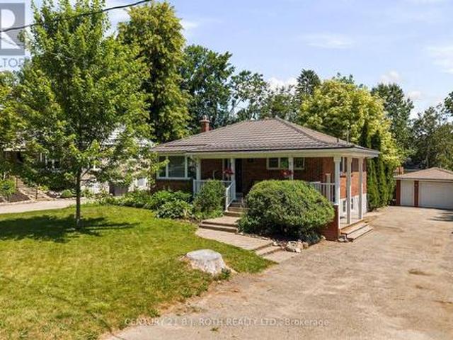 7 Vine Street, Barrie, ON, L4N 2B1 house for sale | Listing ID S13548 | Royal LePage