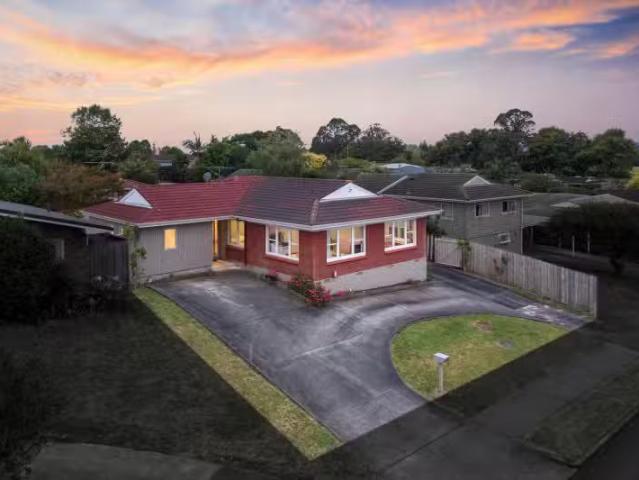 7 Walworth Avenue, Pakuranga Heights, Manukau City