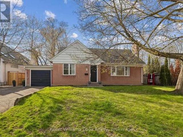 7 Washington Avenue, Oakville Co Central, ON, L6K 1W5 house for sale | Listing ID W13032 | Royal LePage
