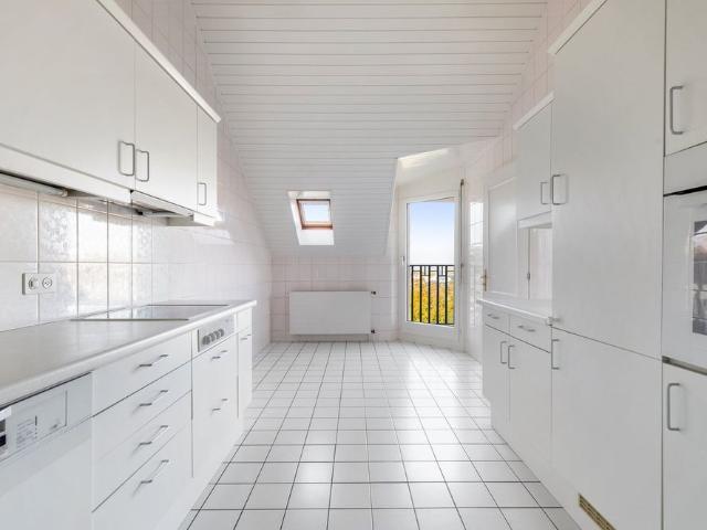 7 Zimmer, 191 m², 7. Stock