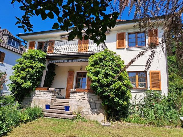 7 Zimmer Villa in Hanglage mit unverbaubarem Ausblick