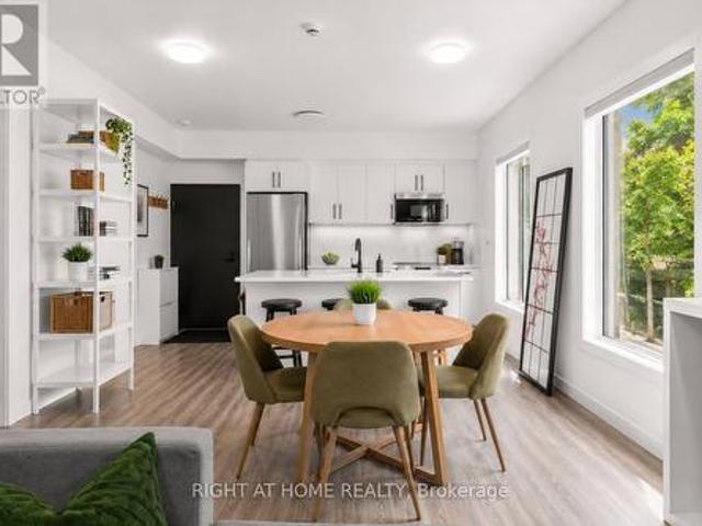 7 148 Glenlake Avenue, Toronto, ON, M6P 1E7 house for lease | Listing ID W13535 | Royal LePage