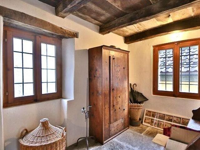 7 1/2 Zimmer Tessinerhaus im Dorfkern / casa d'epoca ticinese di 7 1/2 locali nel nucleo | dreamo. Ch