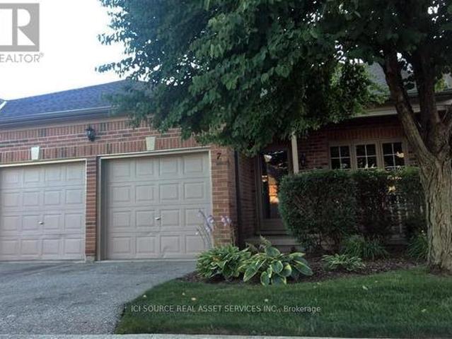 7 205 North Centre Road, London North, ON, N5X 4E2 townhouse for lease | Listing ID X13517 | Royal LePage
