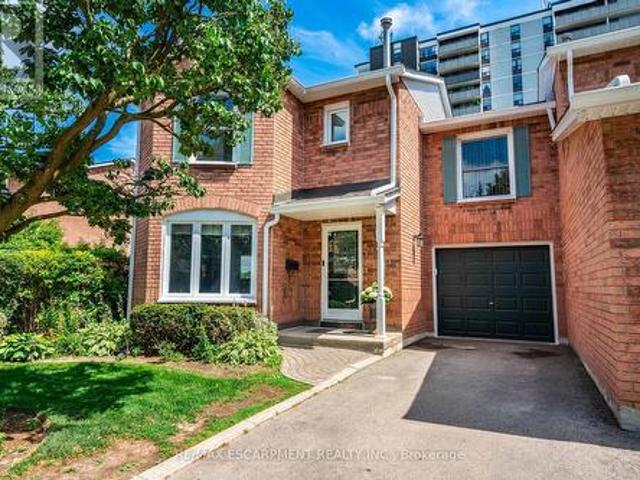 7 2155 Duncaster Drive, Burlington, ON, L7P 4R3 townhouse for sale | Listing ID W12294 | Royal LePage