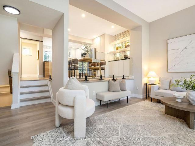 7 550 Childs Drive, Milton | Sold, W13567 | Condos. Ca