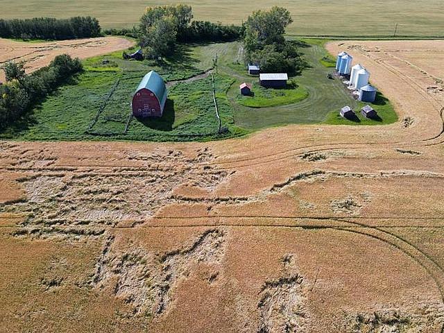7.56 acre Farmstead For Sale – Rural Red Deer County, Ab
