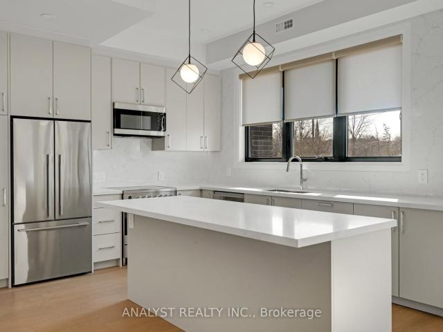 7 59 Charles Street, Newmarket | 3+1Beds/3Bath, Townhouse, $3,900/mo | Condos. Ca