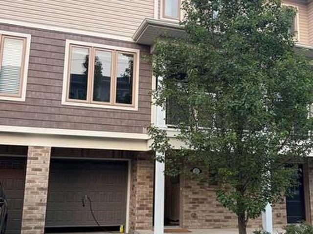 7 50 Scarlett Common, St. Catharines, ON, L2P 0C4 townhouse for lease | Listing ID X13577 | Royal LePage