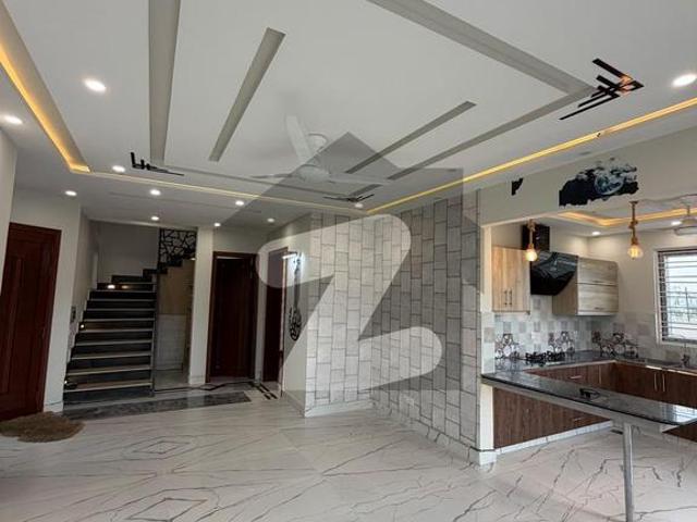 7.5 Marla Brand New House For Sale In Sector n Bahria Enclave