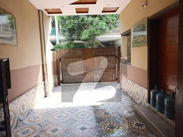 7.5 Marla House For Sale In Johar Town Block F Hot Location Main Apporched