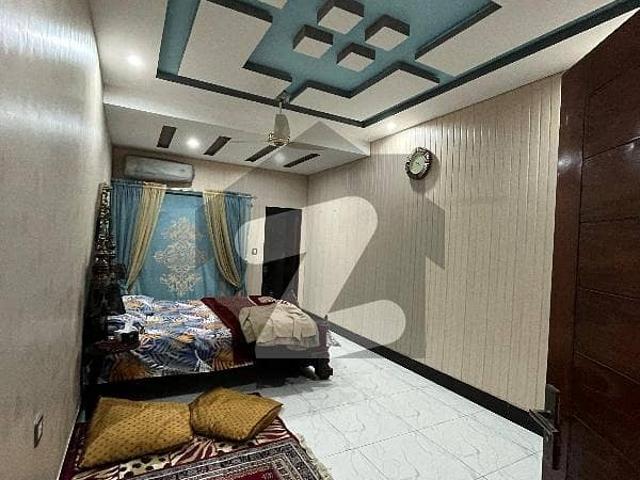 7.5 Marla Owner Build House Solid Construction Gated Area 24 Hours Security Near Park