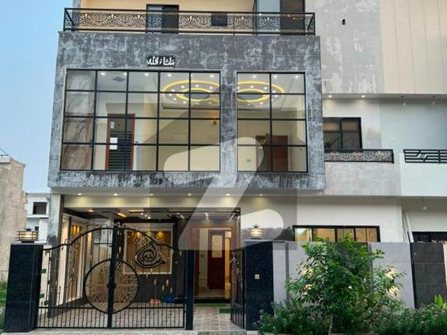 7.5 Marla Triple Storey House For Sale Buch Villas, Multan Buch Executive Villas Phase 2
