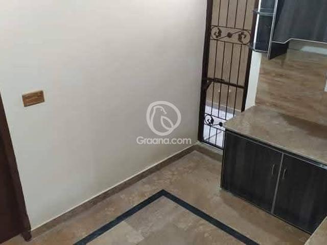 7.5 Marla Upper portion for Rent