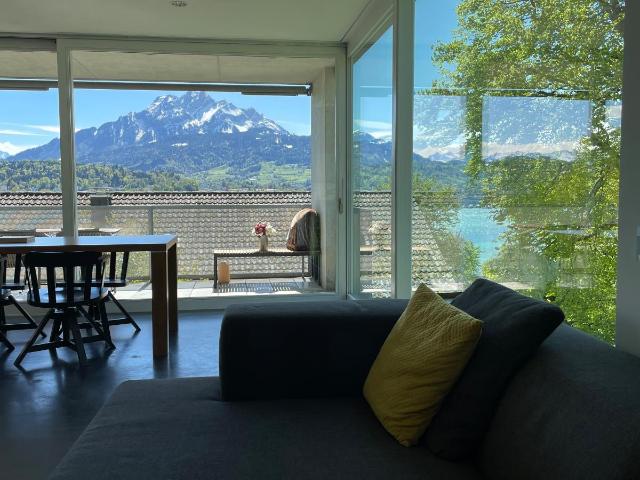 7.5 Zimmer Doppeleinfamilienhaus