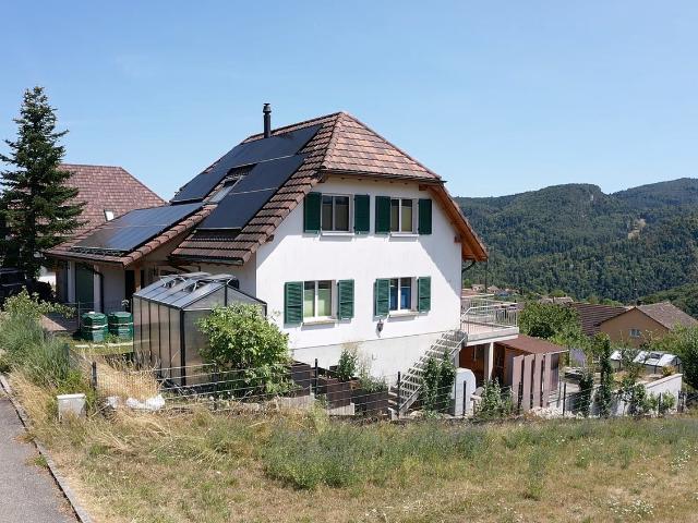 7.5 Zimmer EFH mit traumhafter Aussicht und schönem Garten