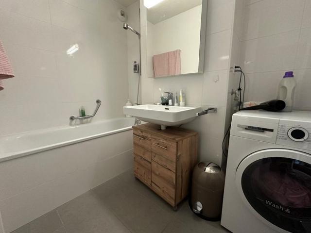 7.5 Zimmer, 183 m², 4. Stock