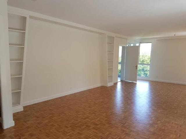 7.5 Zimmer, 200 m², 3. Stock
