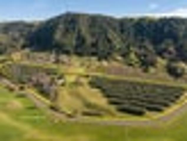 7.6ha Rural Oasis &/or 6ha Bare land. Fab Views!