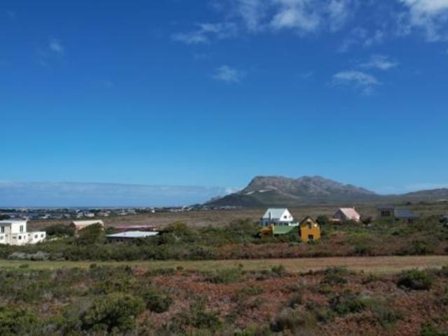 7 730 m² Land available in Bettys Bay