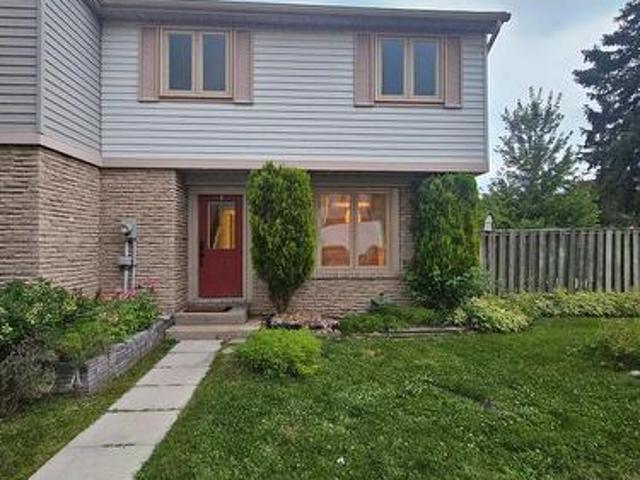 7 98 Falconer Drive, Mississauga, ON, L5N 1Y2 townhouse for lease | Listing ID W13623 | Royal LePage