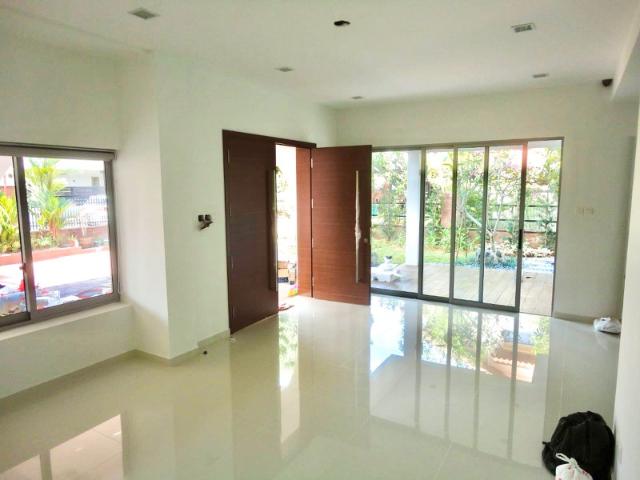 7A JALAN PERNAMA Semi Detached House For Sale, $6,000,000, 5 Bed 2 Bath 3,500 sqft $1,671.00 psf
