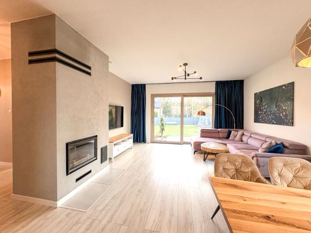 7f 111 m², Księstwo
