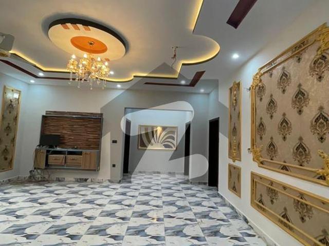 7kw solar with gas connection 1 kanal double storey house near masjid, park and raiwand road in lda avenue block b lahore lda avenue block b