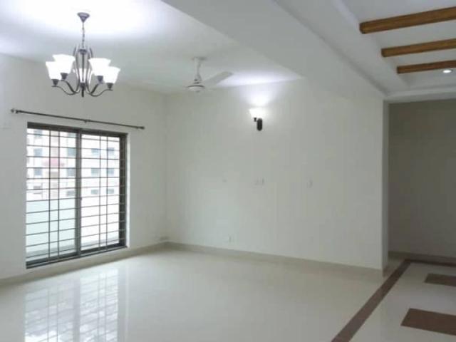 7th Floor Brand New Excellent View Apartment for Rent at Reasonable Pr Lahore ASKARI ID 85608