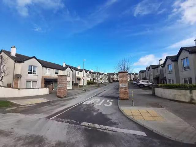 83 Abbeygate, Ross Abbey Village, Ferrybank, Slieverue, Co. Ki.