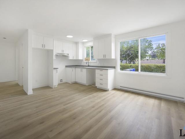 83 Boul. du Mont Bleu 3 Bedroom Apartment for Rent at 83 Boul Du Mont Bleu, Gatineau, QC J8Z 1J5 Hull/Quartier de I'Oree du Parc