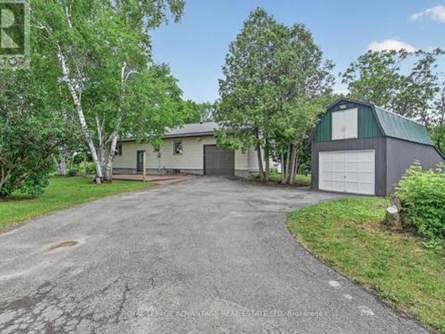 83 Broadview Avenue W, Rideau Lakes, ON, K7A 4L3 house for sale | Listing ID X13475 | Royal LePage