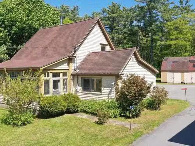 83 Jubilee Road, Bridgewater, NS, B4V 2A3 house for sale Li.