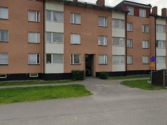 83 m2 lägenhet uthyres i Finspång