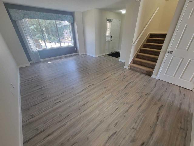 8006 15A Avenue NW 3 Bedroom Apartment for Rent at 8006 15a Ave Nw, Edmonton, AB T6K 4E3 Satoo