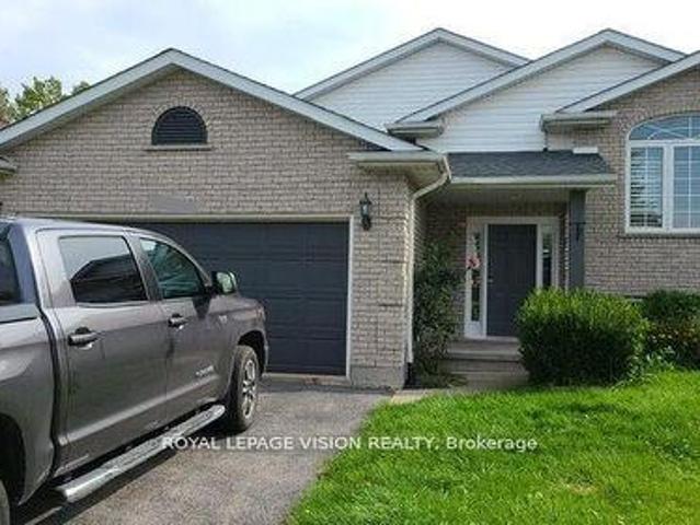 8001 Woodsview Crescent, Niagara Falls, ON, L2H 3E9 house for lease | Listing ID X13109 | Royal LePage