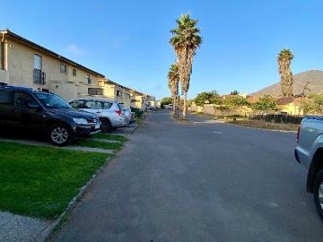 $ 800.000 Casa en Arriendo en Coquimbo 3 dormitorios 2 baños / Kutt Property