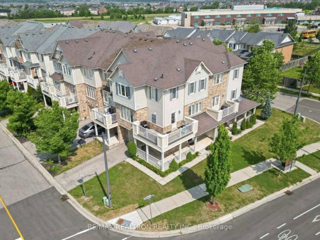 800 Fowles Court, Milton | 2+1Beds/3Bath, Townhouse, $759,900 | Condos. Ca