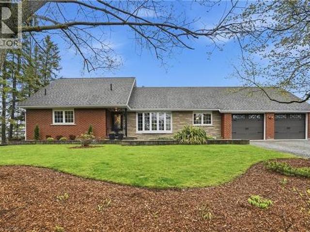800 Hall Road, Glanbrook, ON, L0R 1C0 house for sale | Listing ID 40832 | Royal LePage