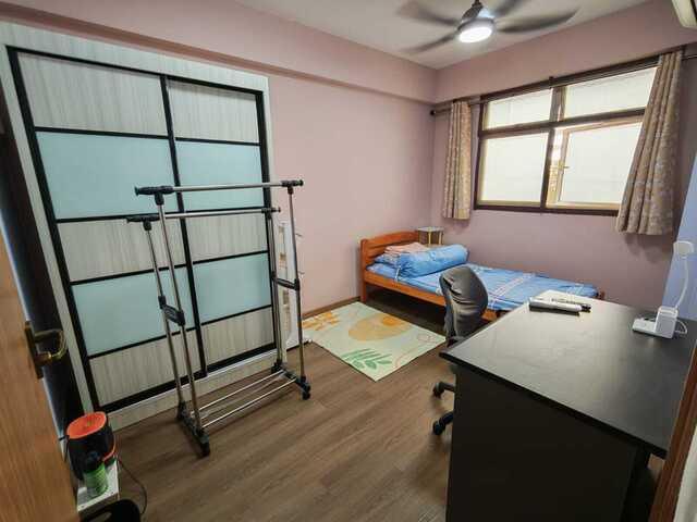 $800 ladies only @ Punggol Northshore