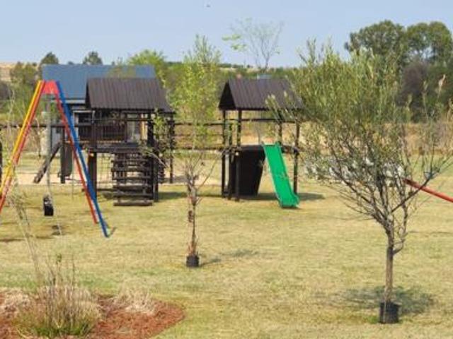 800 m² Land available in Vaal de Grace Golf Estate