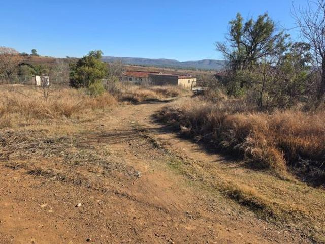 800 m² Land available in Zeerust