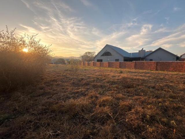 800 m² Land available in Meerhof