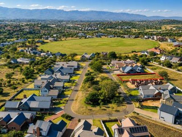 800 m² Land available in Meerhof