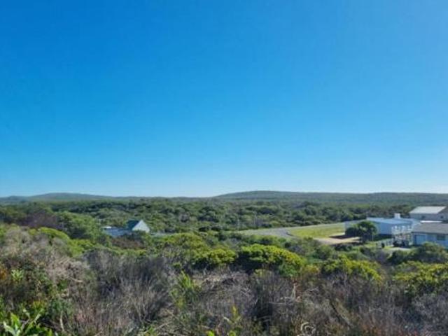 800 m² Land available in Struisbaai